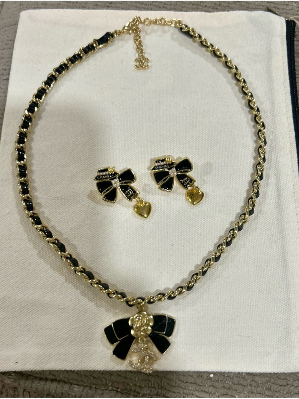 Gold and Black inspired Bow Pendant Necklace with Matching Earrings, NEW - Picture 3 of 12